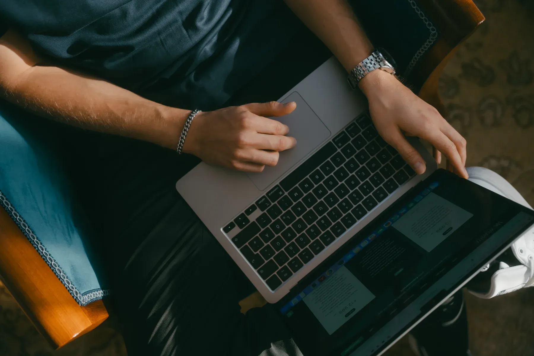 Einrichtung einer Schnittstelle am Laptop bei Website Stuttgart